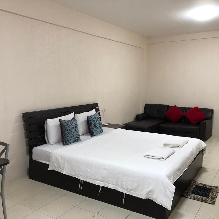 Vk &Residence Kanchanaburi Extérieur photo